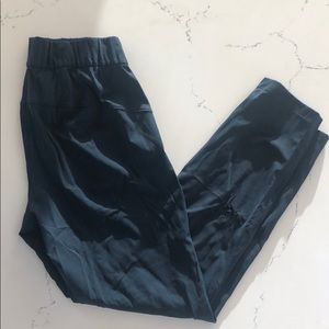 Lululemon sweats Size 4